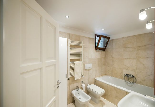 Ferienwohnung in Verbania - Giulia apartment with lake view in Verbania Ferienwohnung in Verbania - Giulia apartment with lake view in Verbania