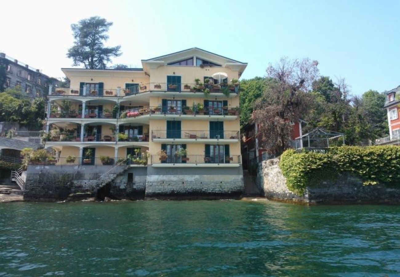 Ferienwohnung in Verbania - Giulia apartment with lake view in Verbania