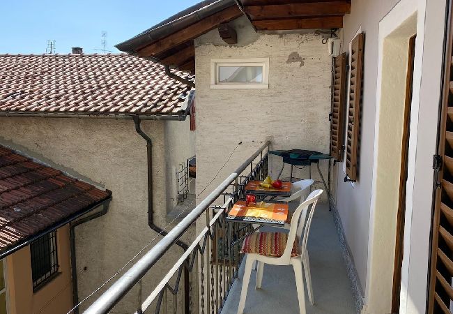 Ferienwohnung in Cannobio - Marlene apartment with balcony in the center fo Ca Ferienwohnung in Cannobio - Marlene apartment with balcony in the center fo Ca