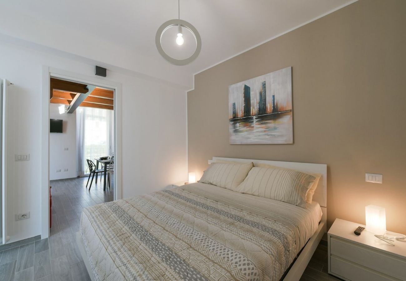 Ferienwohnung in Baveno - Sunflower Apartment 3 with covered terrace