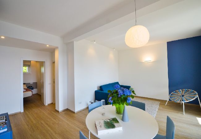 Ferienwohnung in Baveno - The View-Sky: design apt. with terrace lake view Ferienwohnung in Baveno - The View-Sky: design apt. with terrace lake view