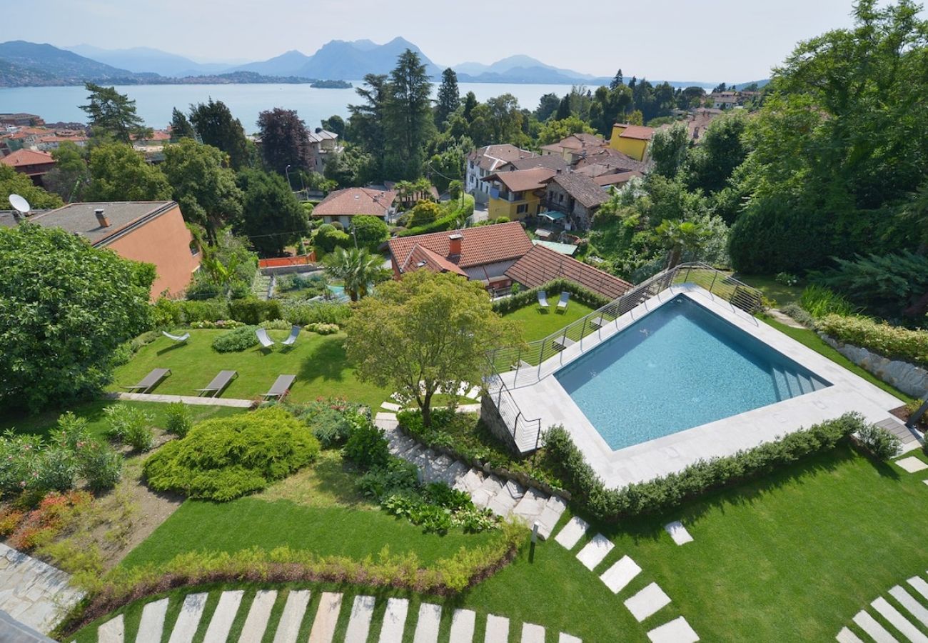 Ferienwohnung in Baveno - The View-Sky: design apt. with terrace lake view