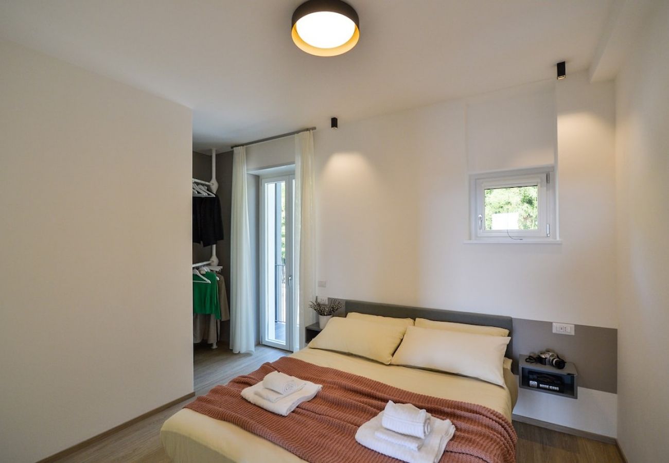 Ferienwohnung in Baveno - The View-Sky: design apt. with terrace lake view