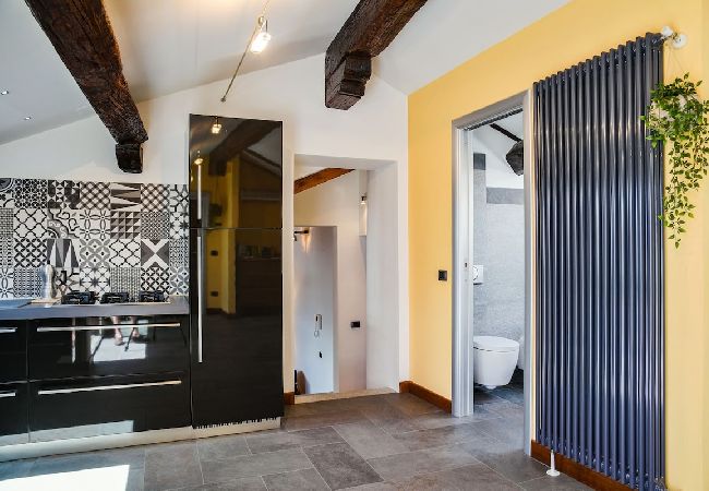 Ferienwohnung in Verbania - La Finestra sul lago luxurious apartment furnished Ferienwohnung in Verbania - La Finestra sul lago luxurious apartment furnished