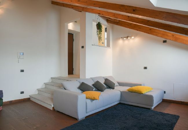 Ferienwohnung in Verbania - La Finestra sul lago luxurious apartment furnished Ferienwohnung in Verbania - La Finestra sul lago luxurious apartment furnished