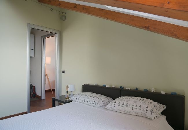 Ferienwohnung in Verbania - La Finestra sul lago luxurious apartment furnished Ferienwohnung in Verbania - La Finestra sul lago luxurious apartment furnished