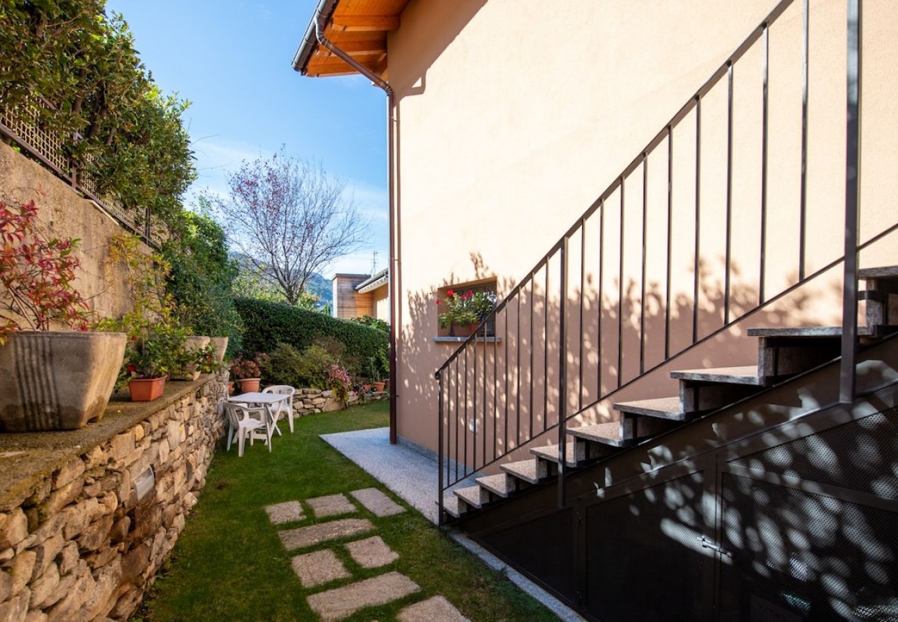 Ferienwohnung in Stresa - India apartment with lake view over Stresa