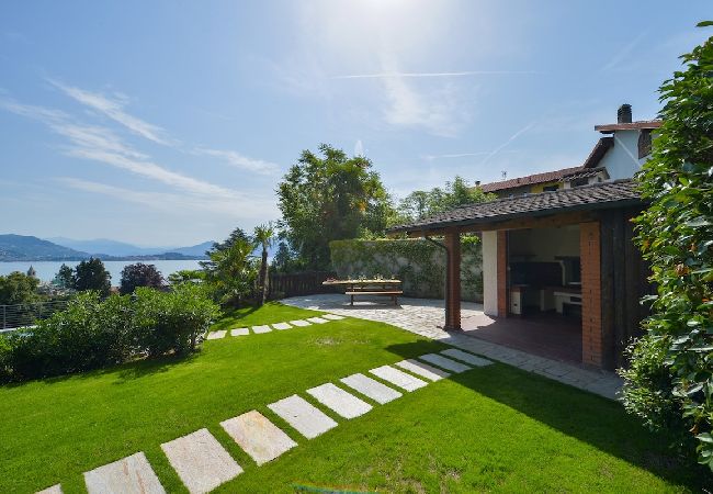 Ferienwohnung in Baveno - The View-Wind:design apt. with terrace lake view Ferienwohnung in Baveno - The View-Wind:design apt. with terrace lake view