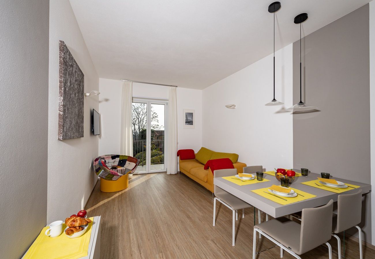 Ferienwohnung in Baveno - The View-Wind:design apt. with terrace lake view