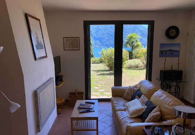 Ferienwohnung in Ghiffa - St  Maurice smile lake view apartment with pool Ferienwohnung in Ghiffa - St  Maurice smile lake view apartment with pool