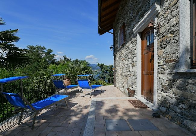 Ferienhaus in Baveno - Lulù stone house with view of the lake Ferienhaus in Baveno - Lulù stone house with view of the lake