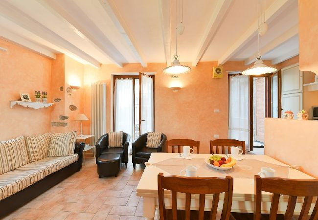 Ferienhaus in Baveno - Lulù stone house with view of the lake Ferienhaus in Baveno - Lulù stone house with view of the lake