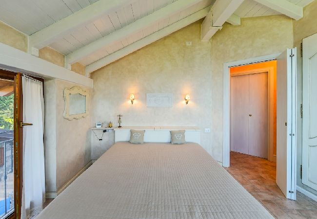 Ferienhaus in Baveno - Lulù stone house with view of the lake Ferienhaus in Baveno - Lulù stone house with view of the lake