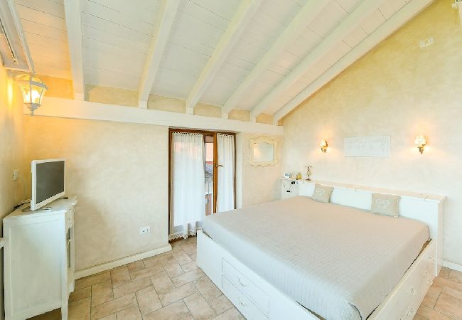 Ferienhaus in Baveno - Lulù stone house with view of the lake Ferienhaus in Baveno - Lulù stone house with view of the lake