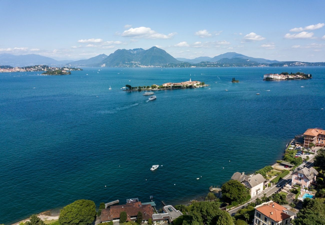 Ferienhaus in Baveno - Lulù stone house with view of the lake