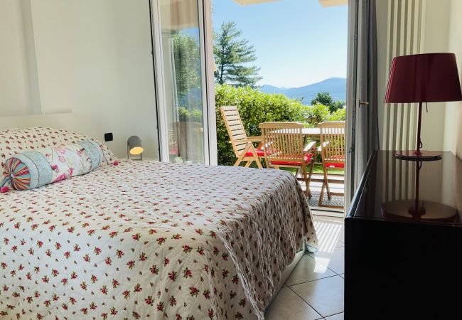 Ferienwohnung in Ghiffa - Doris apartment with lake view in Ghiffa Ferienwohnung in Ghiffa - Doris apartment with lake view in Ghiffa