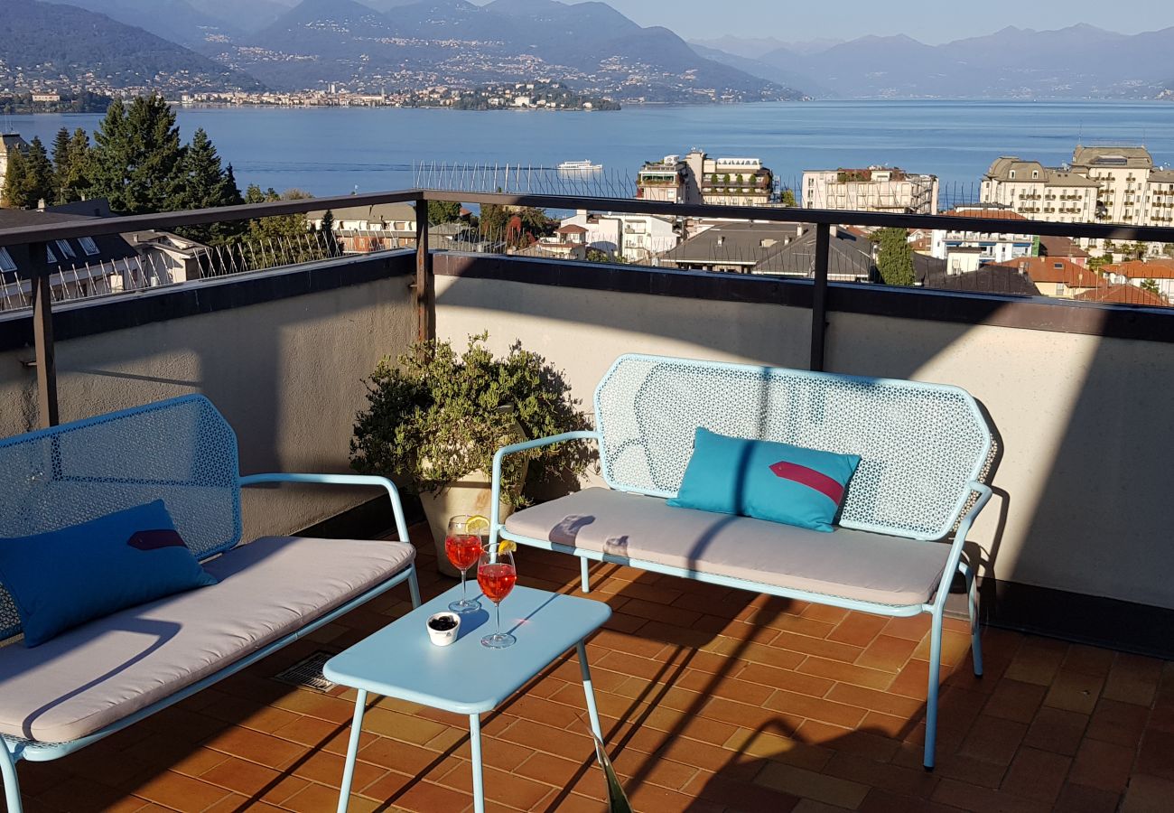 Ferienwohnung in Stresa - Terrace Lake View apt. in Stresa with  lake view