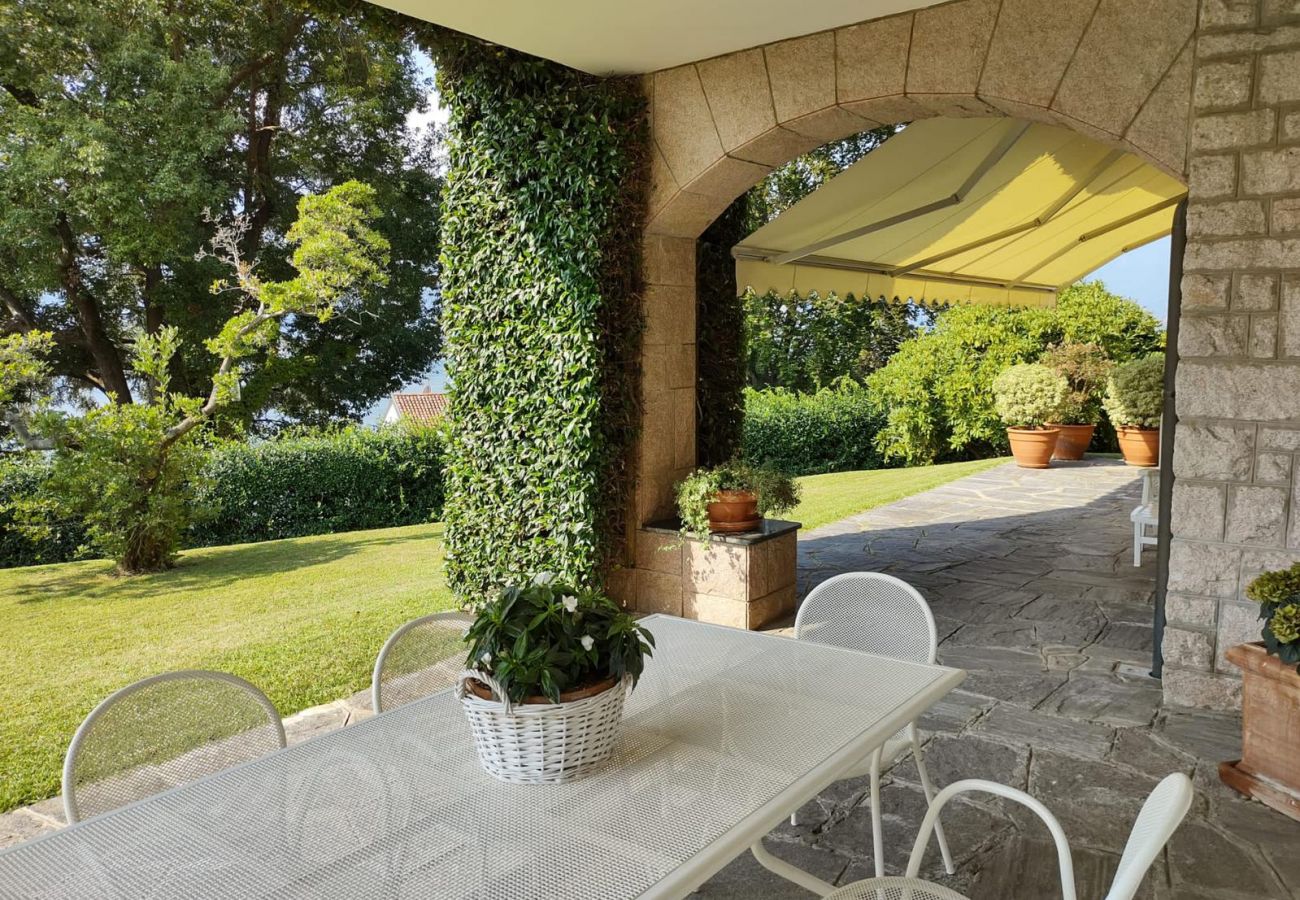 Ferienwohnung in Verbania - Ines apartment in villa with garden and small pool