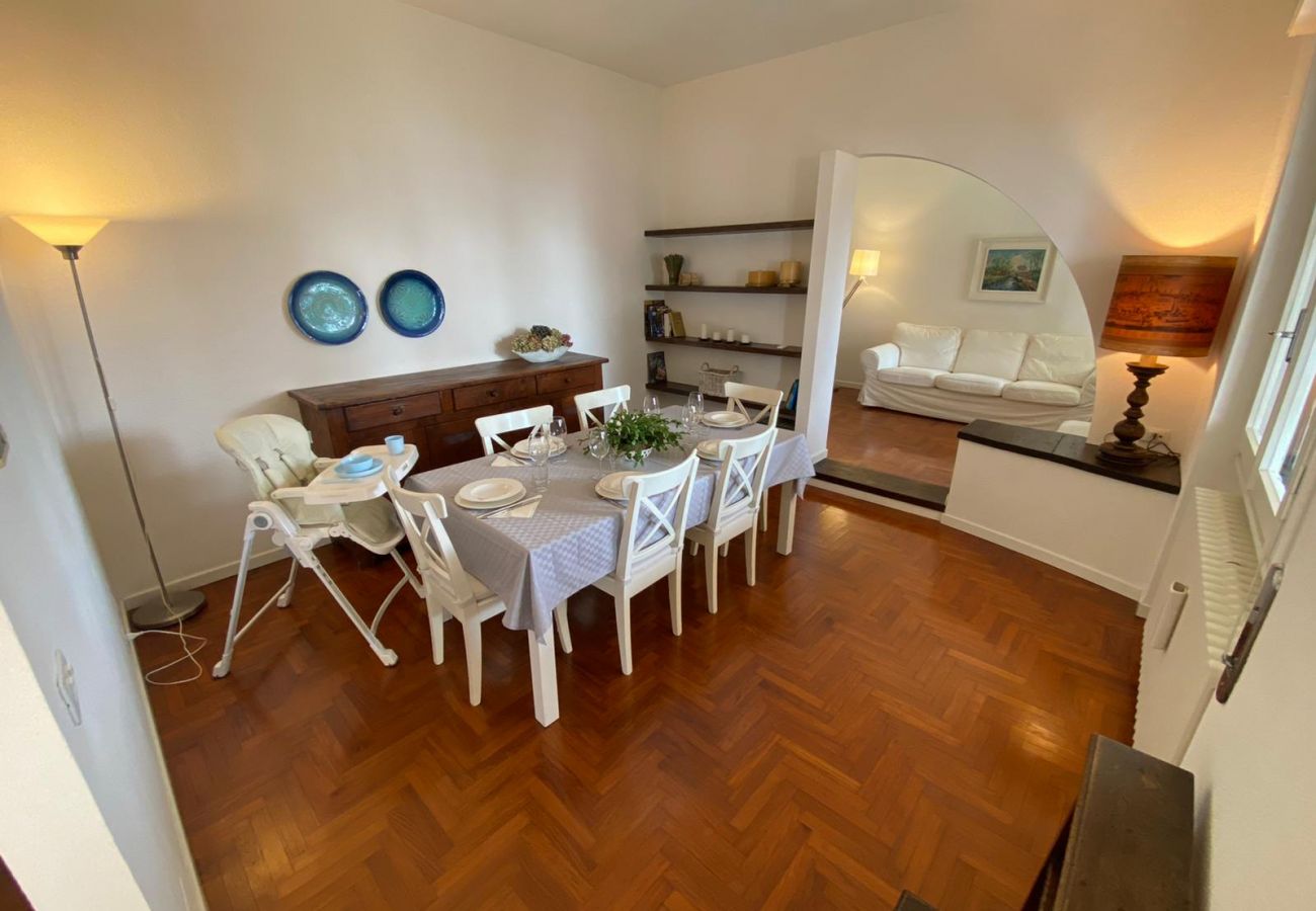 Ferienwohnung in Verbania - Ines apartment in villa with garden and small pool