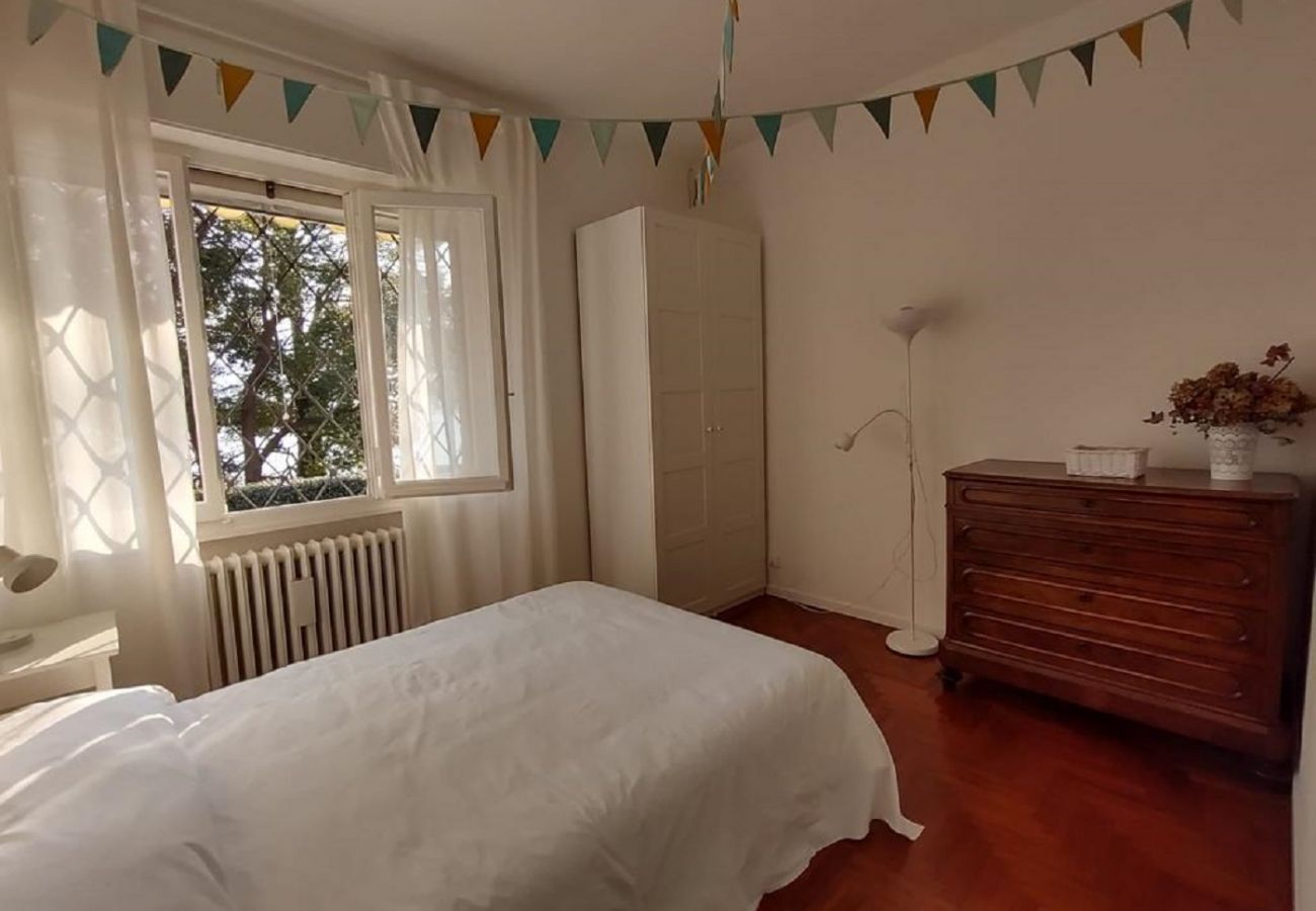 Ferienwohnung in Verbania - Ines apartment in villa with garden and small pool