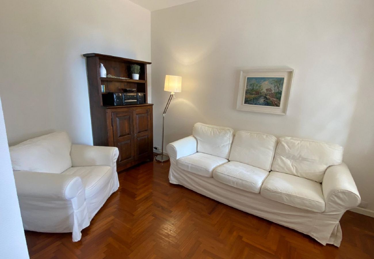 Ferienwohnung in Verbania - Ines apartment in villa with garden and small pool