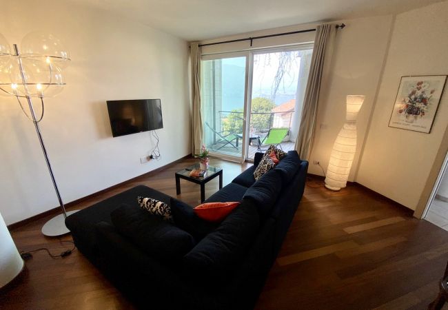 Ferienwohnung in Verbania - Emma apartment with terrace lake view in Verbania Ferienwohnung in Verbania - Emma apartment with terrace lake view in Verbania