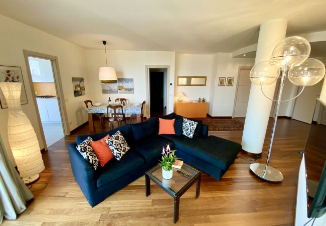 Ferienwohnung in Verbania - Emma apartment with terrace lake view in Verbania Ferienwohnung in Verbania - Emma apartment with terrace lake view in Verbania