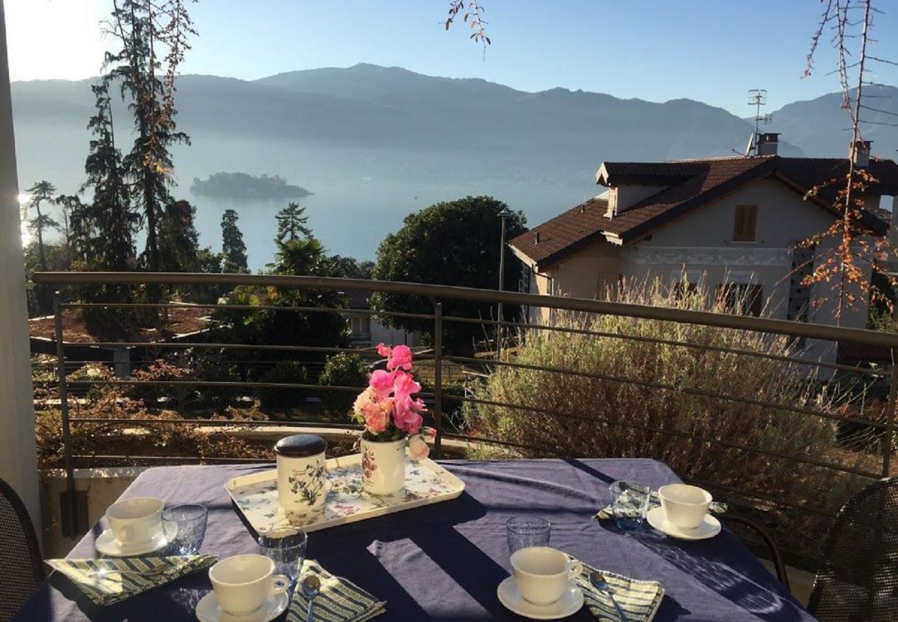 Ferienwohnung in Verbania - Emma apartment with terrace lake view in Verbania