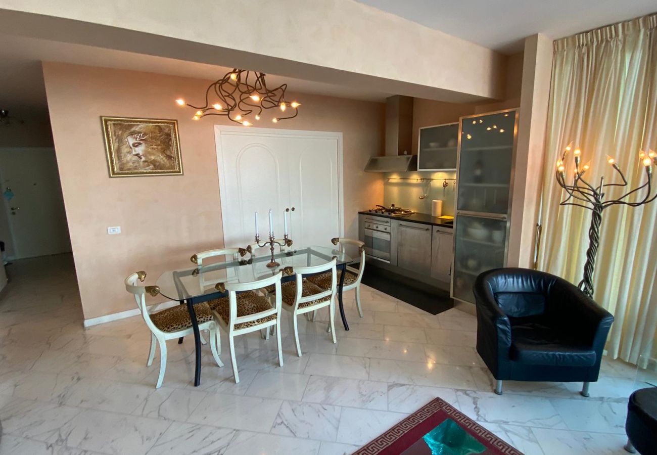 Ferienwohnung in Stresa - Lauren luxury apartment in Stresa with terrace lak