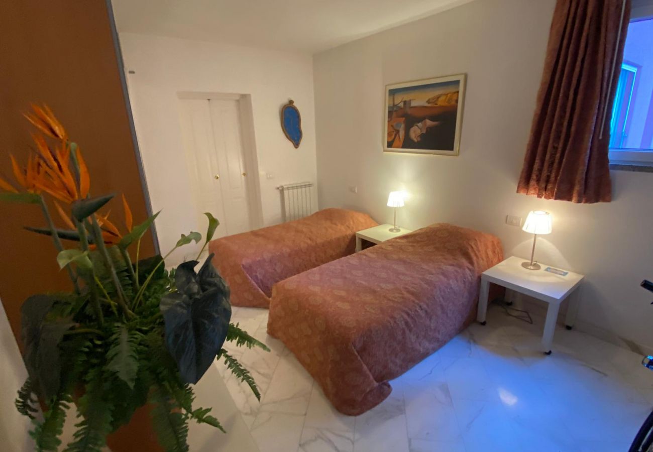 Ferienwohnung in Stresa - Lauren luxury apartment in Stresa with terrace lak