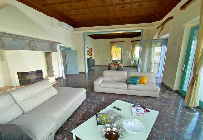 Villa in Baveno - Luxury Villa Olga in Stresa Villa in Baveno - Luxury Villa Olga in Stresa