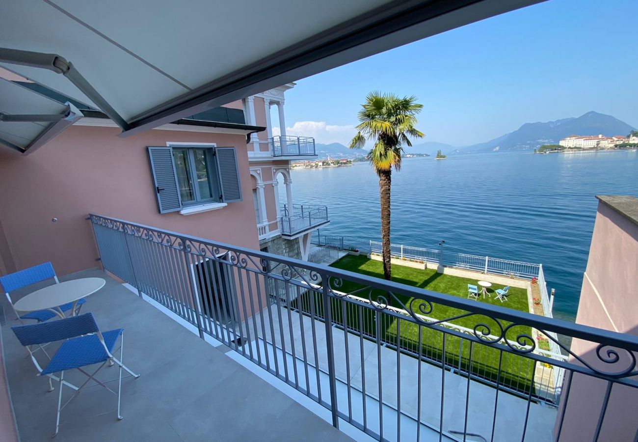 Ferienwohnung in Baveno - Butterfly apartment with lake view in Baveno