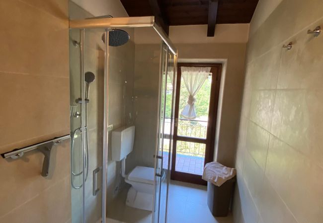 Ferienwohnung in Meina - Penthouse Andrea apartment with private pool Ferienwohnung in Meina - Penthouse Andrea apartment with private pool