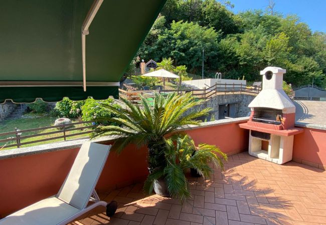 Ferienwohnung in Meina - Penthouse Andrea apartment with private pool Ferienwohnung in Meina - Penthouse Andrea apartment with private pool