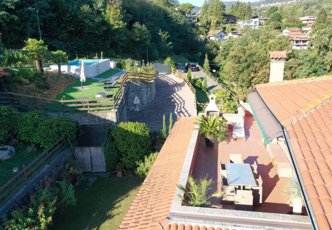 Ferienwohnung in Meina - Penthouse Andrea apartment with private pool Ferienwohnung in Meina - Penthouse Andrea apartment with private pool