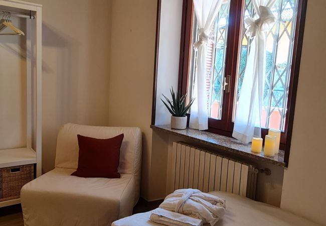 Ferienwohnung in Meina - Penthouse Andrea apartment with private pool Ferienwohnung in Meina - Penthouse Andrea apartment with private pool