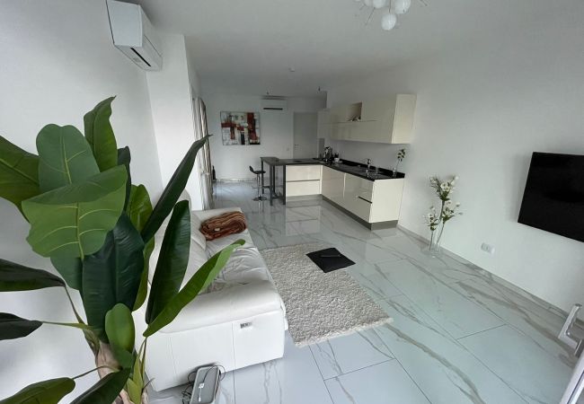 Ferienwohnung in Baveno - Isole apartment with pool and lake view in Baveno Ferienwohnung in Baveno - Isole apartment with pool and lake view in Baveno