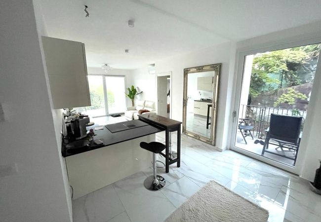 Ferienwohnung in Baveno - Isole apartment with pool and lake view in Baveno Ferienwohnung in Baveno - Isole apartment with pool and lake view in Baveno