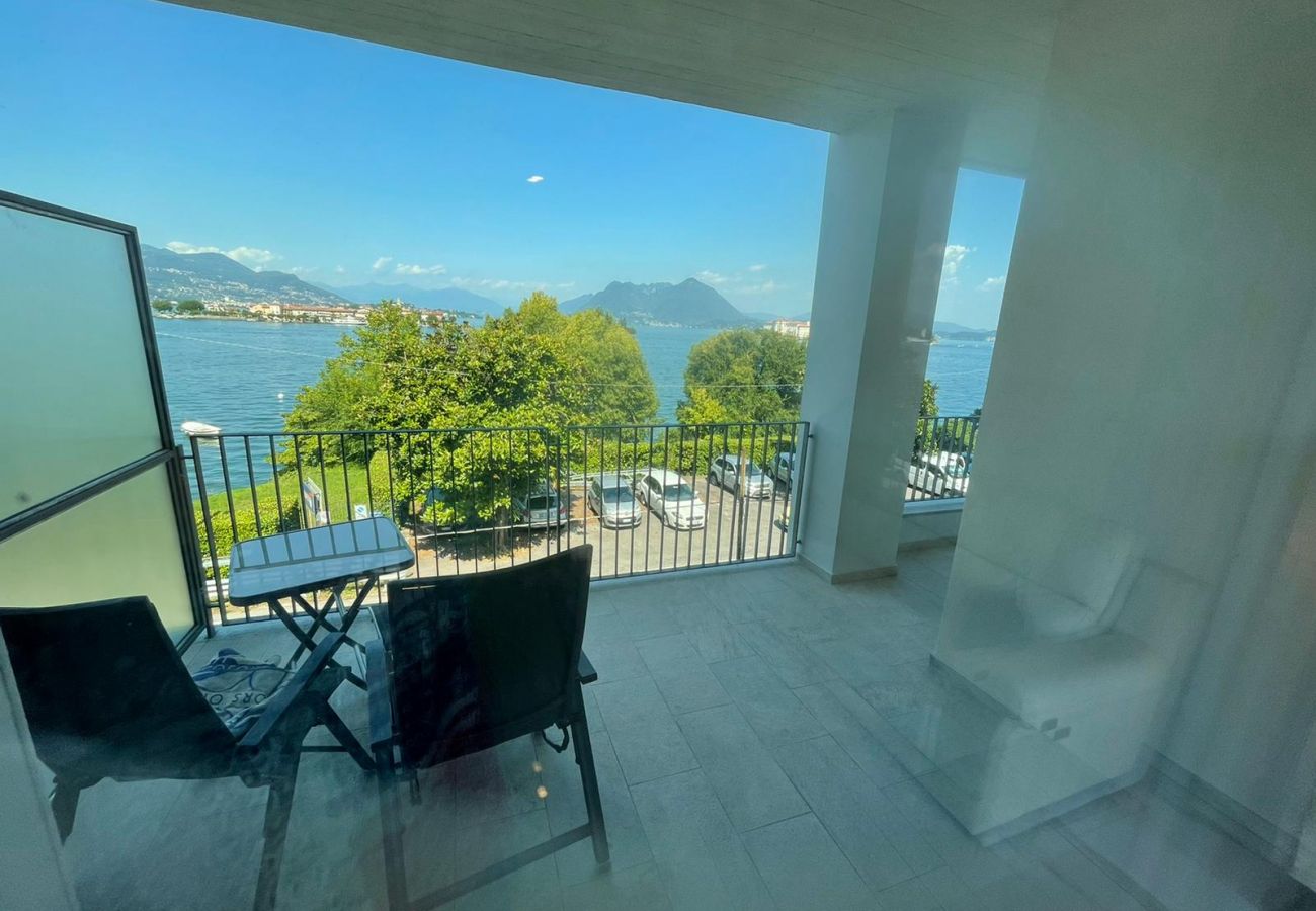 Ferienwohnung in Baveno - Isole apartment with pool and lake view in Baveno