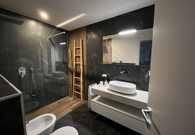 Ferienwohnung in Vignone - Primavera apartment with lake view in residence Ferienwohnung in Vignone - Primavera apartment with lake view in residence