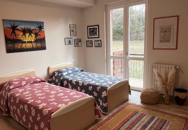 Ferienwohnung in Vignone - Primavera apartment with lake view in residence Ferienwohnung in Vignone - Primavera apartment with lake view in residence