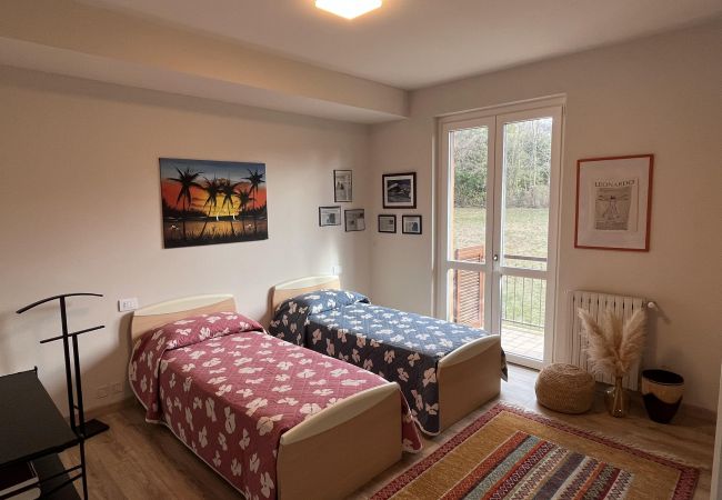 Ferienwohnung in Vignone - Primavera apartment with lake view in residence Ferienwohnung in Vignone - Primavera apartment with lake view in residence