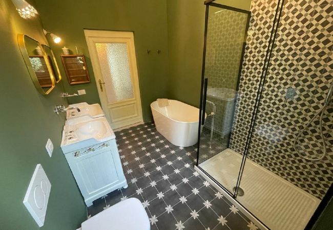 Villa in Ghiffa - Fiorina charming villa with private beach Villa in Ghiffa - Fiorina charming villa with private beach