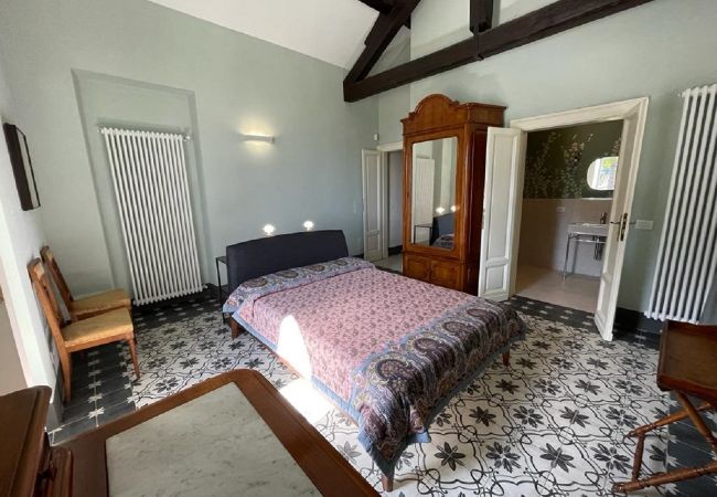 Villa in Ghiffa - Fiorina charming villa with private beach Villa in Ghiffa - Fiorina charming villa with private beach