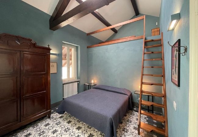 Villa in Ghiffa - Fiorina charming villa with private beach Villa in Ghiffa - Fiorina charming villa with private beach