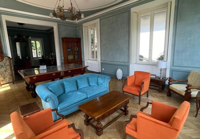 Villa in Ghiffa - Fiorina charming villa with private beach Villa in Ghiffa - Fiorina charming villa with private beach