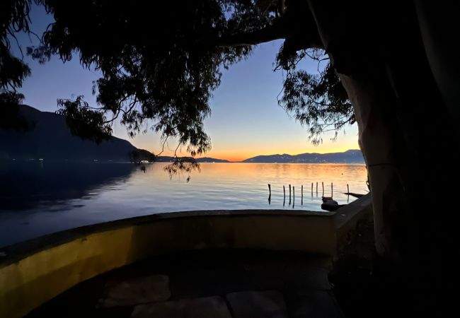 Villa in Ghiffa - Fiorina charming villa with private beach Villa in Ghiffa - Fiorina charming villa with private beach