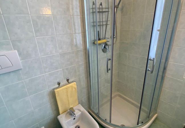 Ferienwohnung in Feriolo - Melograno apartment in Feriolo with terrace Ferienwohnung in Feriolo - Melograno apartment in Feriolo with terrace