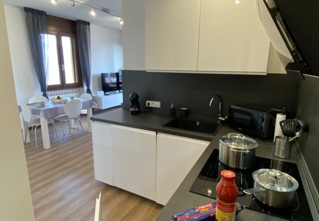 Ferienwohnung in Stresa - Blue Lake apartment with pool and lake view Ferienwohnung in Stresa - Blue Lake apartment with pool and lake view