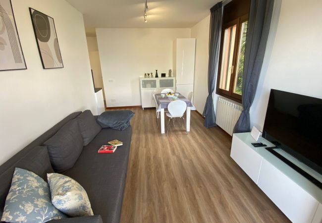 Ferienwohnung in Stresa - Blue Lake apartment with pool and lake view Ferienwohnung in Stresa - Blue Lake apartment with pool and lake view